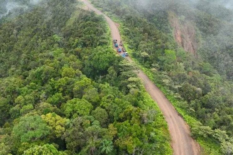 JALAN TRANS PAPUA Konsorsium PT Hutama Karya Persero dan PT Hutama Kary 3979798096