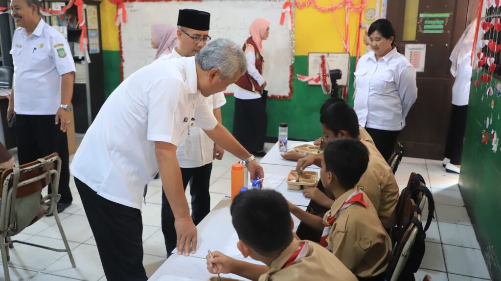 45173berdampak positif pelaku usaha catering kota tangerang dukung program mbg tahap ii 45173