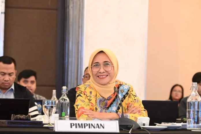 Ketua Komisi X DPR RI Hetifah Sjaifudian 3.jpeg 696x464