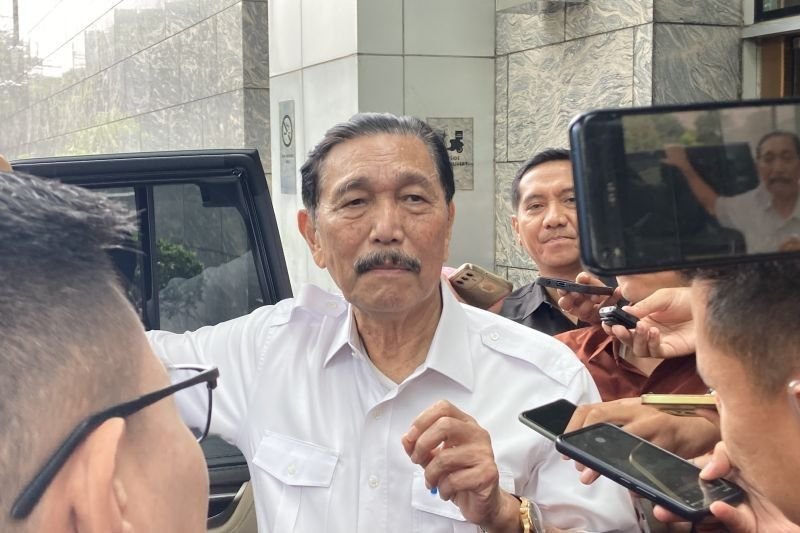 image_bank_2025_02_19_230120.765 luhut danantara butuh profesional untuk kelola investasi triliunan rupiah 1