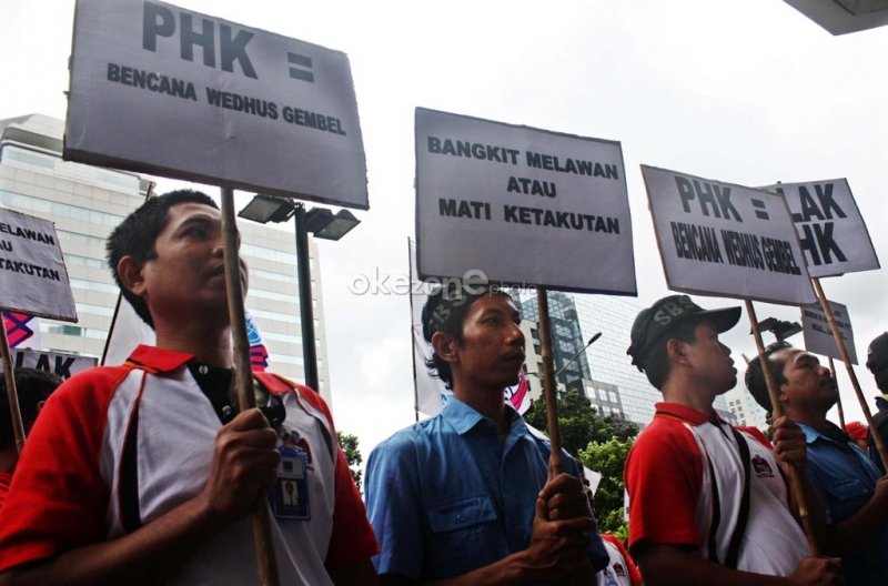 serikat buruh minta pemerintah tahan gelombang phk besar besaran L234zsSGnL