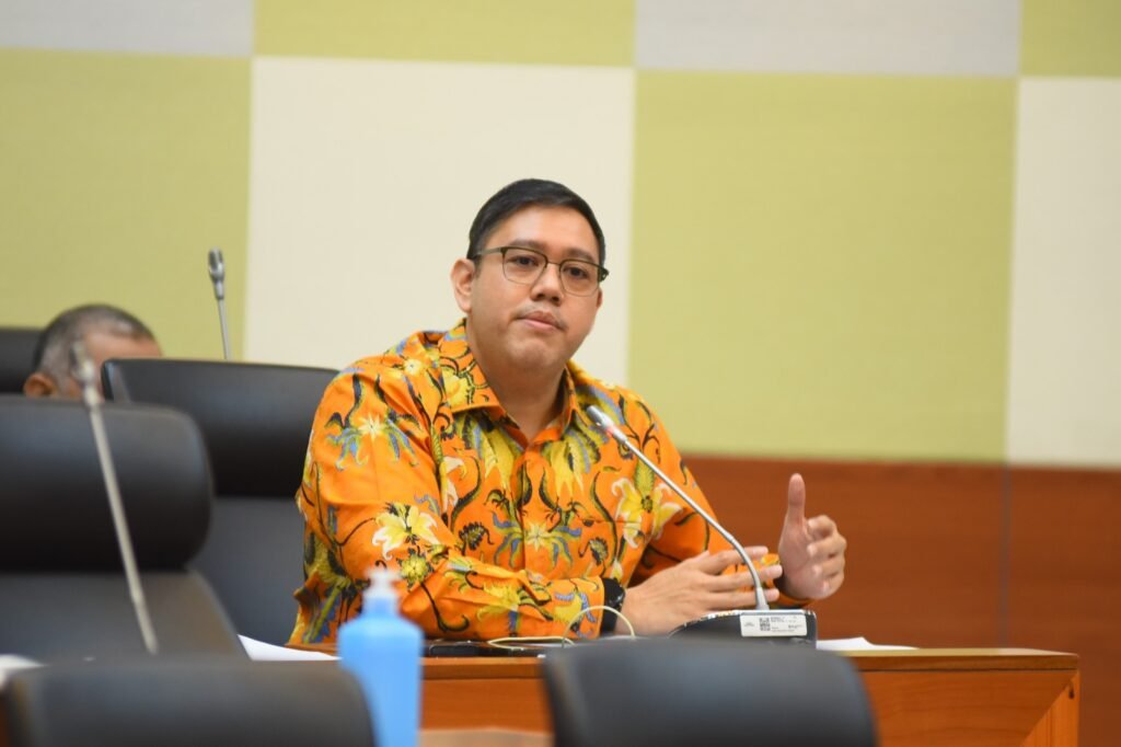 0304-dave-laksono-dpr