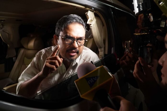 Menteri-UMKM-Maman-Abdurrahman-696x464