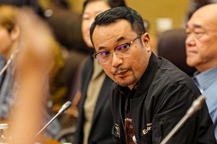 PTH-Direktur-Utama-Pertamina-Patra-Niaga-Mars-Ega-Legowo-Putra-bbm-lebaran-696x464