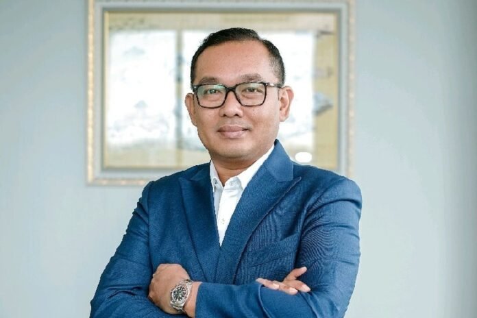 Wakil-Kepala-Badan-Koordinasi-Penanaman-Modal-BKPM-Todotua-Pasaribu-696x464