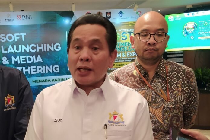 Wakil-Ketua-Umum-Kadin-Indonesia-Sarman-Simanjorang-696x464