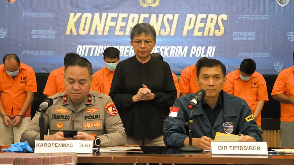 dir_siber_bareskrim_polri_brigjen_himawan_bayu_aji-H2zy_large