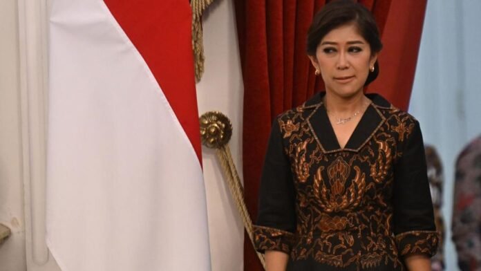 menteri-komdigi-meutya-hafid-696x392