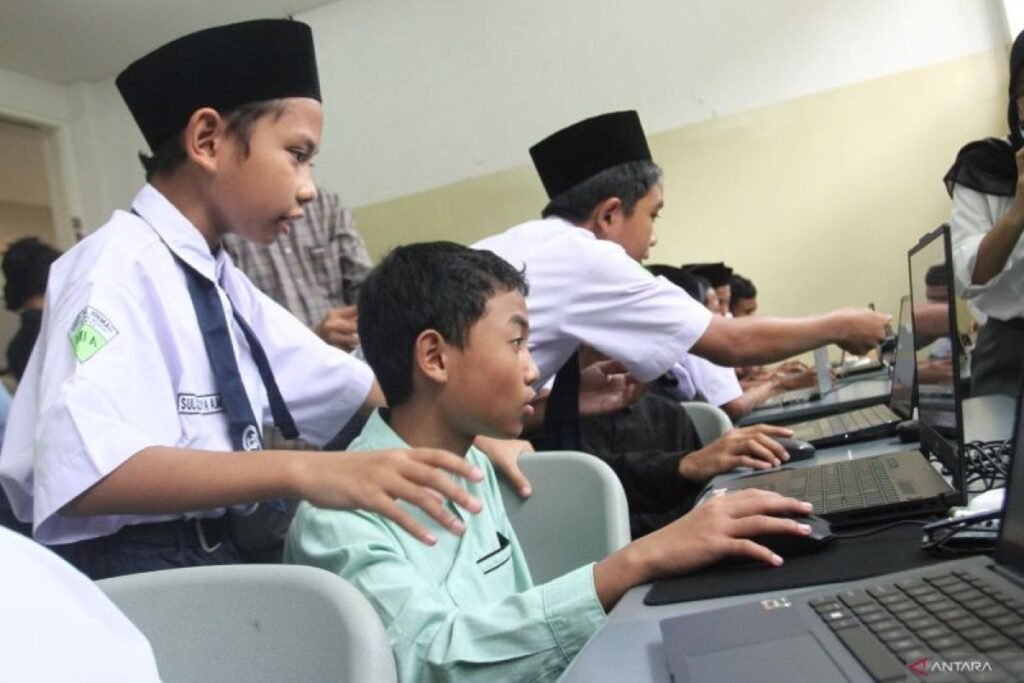 Simulasi-pembelajaran-Sekolah-Rakyat-190525-abs-2