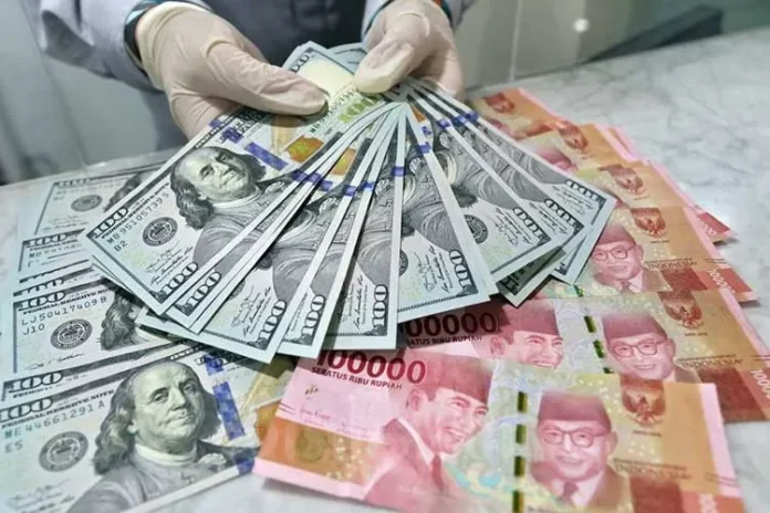 nilai-tukar-rupiah-dollar-amerika.jpg-696x464-1