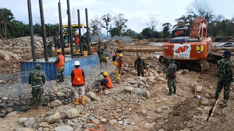 Nindya-Karya-dukung-percepatan-pemulihan-pascabencana-di-Aceh-Sumatera-Utara-dan-Sumatera-Barat-V