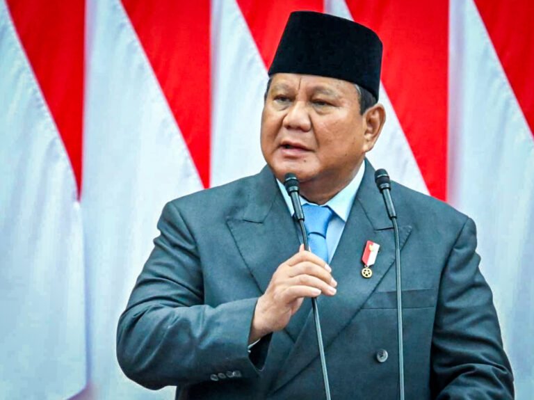 20250815_-_Presiden_Prabowo_Tegaskan_Perangi_Kemiskinan_dengan_Pendekatan_Holistik