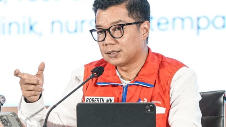 69a8091f1e8d2-corporate-secretary-pertamina-patra-niaga-roberth-mv-dumatubun_gemini_1265_711