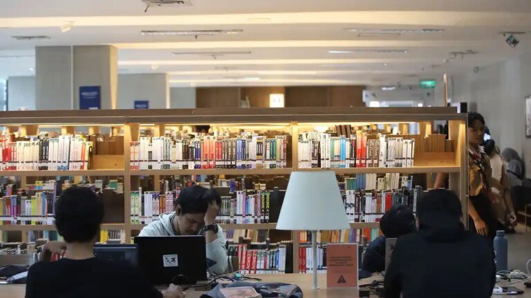Ngabuburit-di-Perpustakaan-Jakarta_20260225_210046