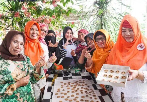 PELATIHAN-UMKM-Para-ibu-mengikuti-pelatihan-Aneka-Produk-Lokal