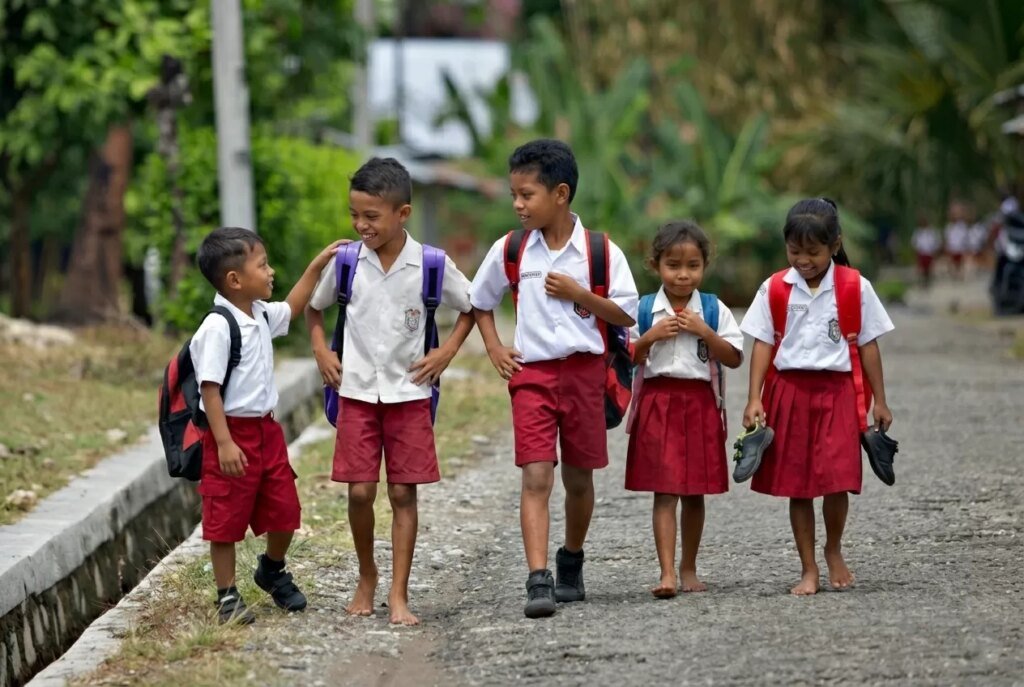 Siswa-Pinggiran-467065758