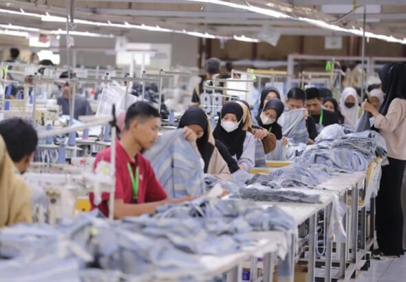 hadapi-tarif-impor-as-dpr-dorong-penguatan-industri-lokal-ycu