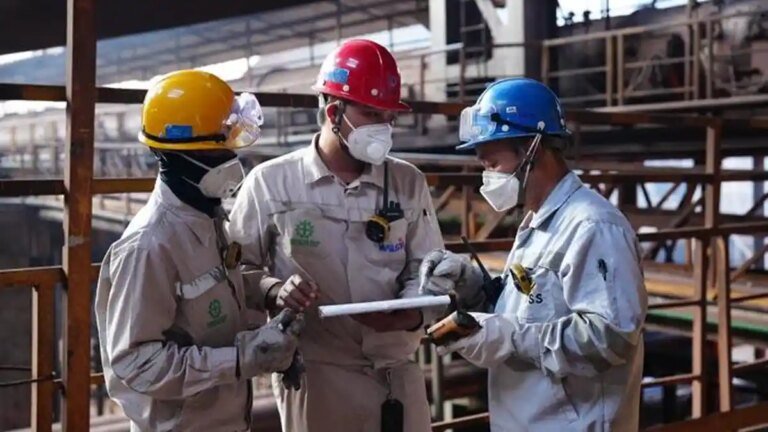 tenaga-kerja-PT-IMIP-0812