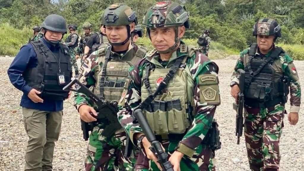 69e0d85a3b65d-pangkogabwilhan-iii-letjen-tni-lucky-avianto_jakarta