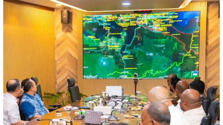 Jaringan-kereta-di-Papua-OK