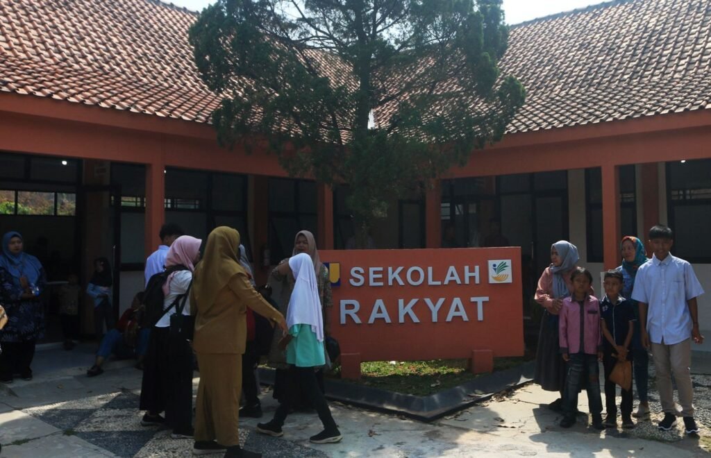 MURID-SEKOLAH-RAKYAT_NUR-CHAMIM-2-2486133350-4260847921