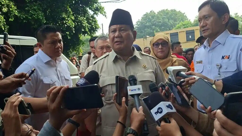 Presiden-Prabowo-tinjau-korban