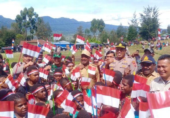 tampak-generasi-muda-papua-saat-memeriahkan-hut-ke-77-ri-di-lyhj