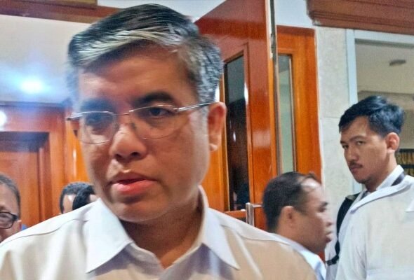 812736_11190515072026_Menteri_Ketenagakerjaan_Yassierli._Foto-_RMOL_Sarah_Alifia
