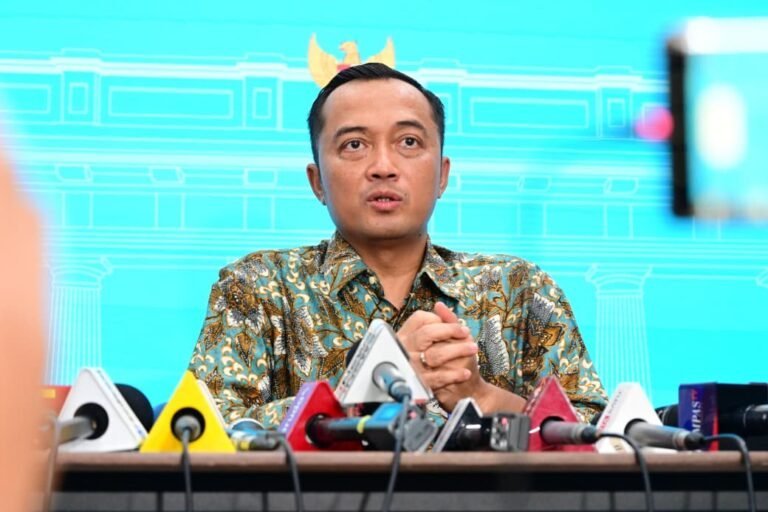 Motor-Listrik-Nasional-dan-Momentum-Indonesia-Berani-Mandiri-di-Sektor-Otomotif-768x512