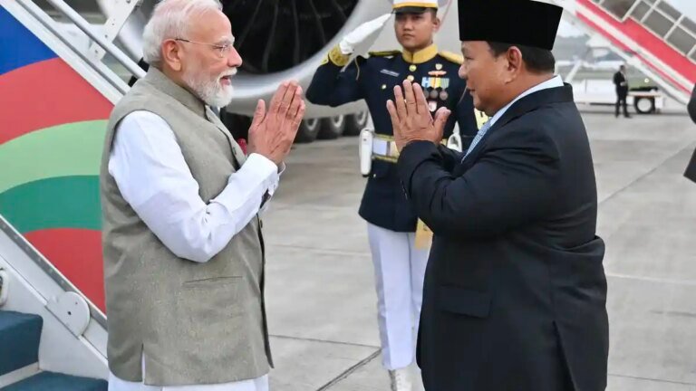 Presiden-Prabowo-Subianto-Sambut-Kedatangan-PM-India_20260707_124325
