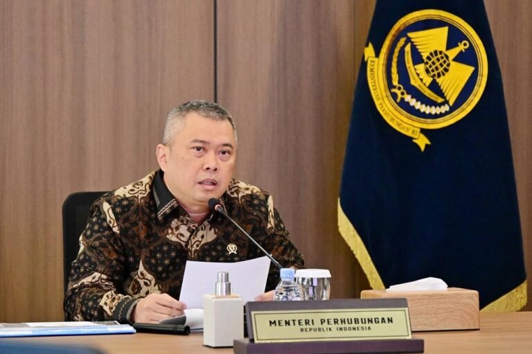 FOTO-25-Maret_Menteri-Perhubungan-Dudy-Purwagandhi.-dok.-kemenhub
