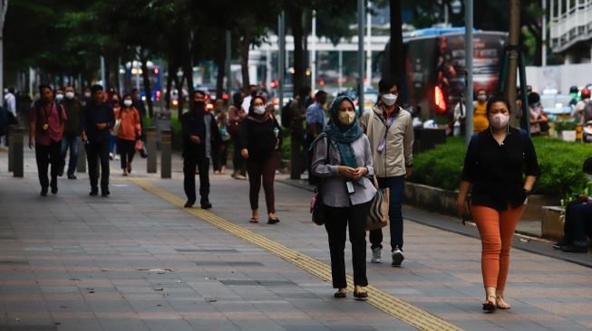 96989-hari-pertama-masuk-kerja-di-jakarta