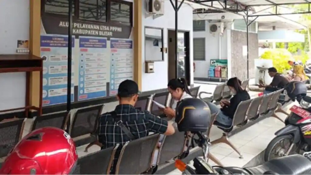 Pekerja-Migran-Indonesia-PMI-terbanyak-kedua-di-Jawa-Timur-setelah-Kabupaten-Ponorogo