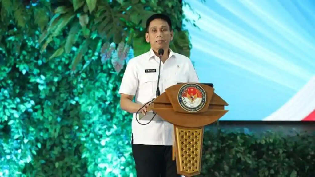 Wakil-Menteri-Dalam-Negeri-Wamendagri-Akhmad-Wiyagus